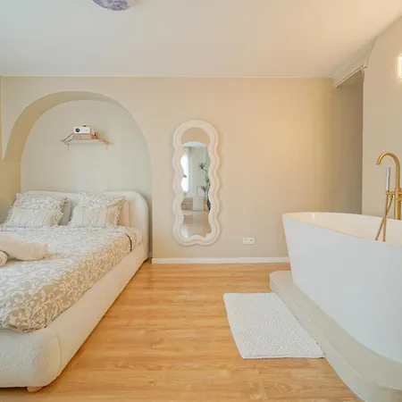 Apartment Maison Mysa - Balneo - Romantique Deuil-la-Barre