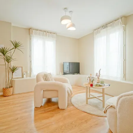 公寓 Maison Mysa - Balneo - Romantique Deuil-la-Barre